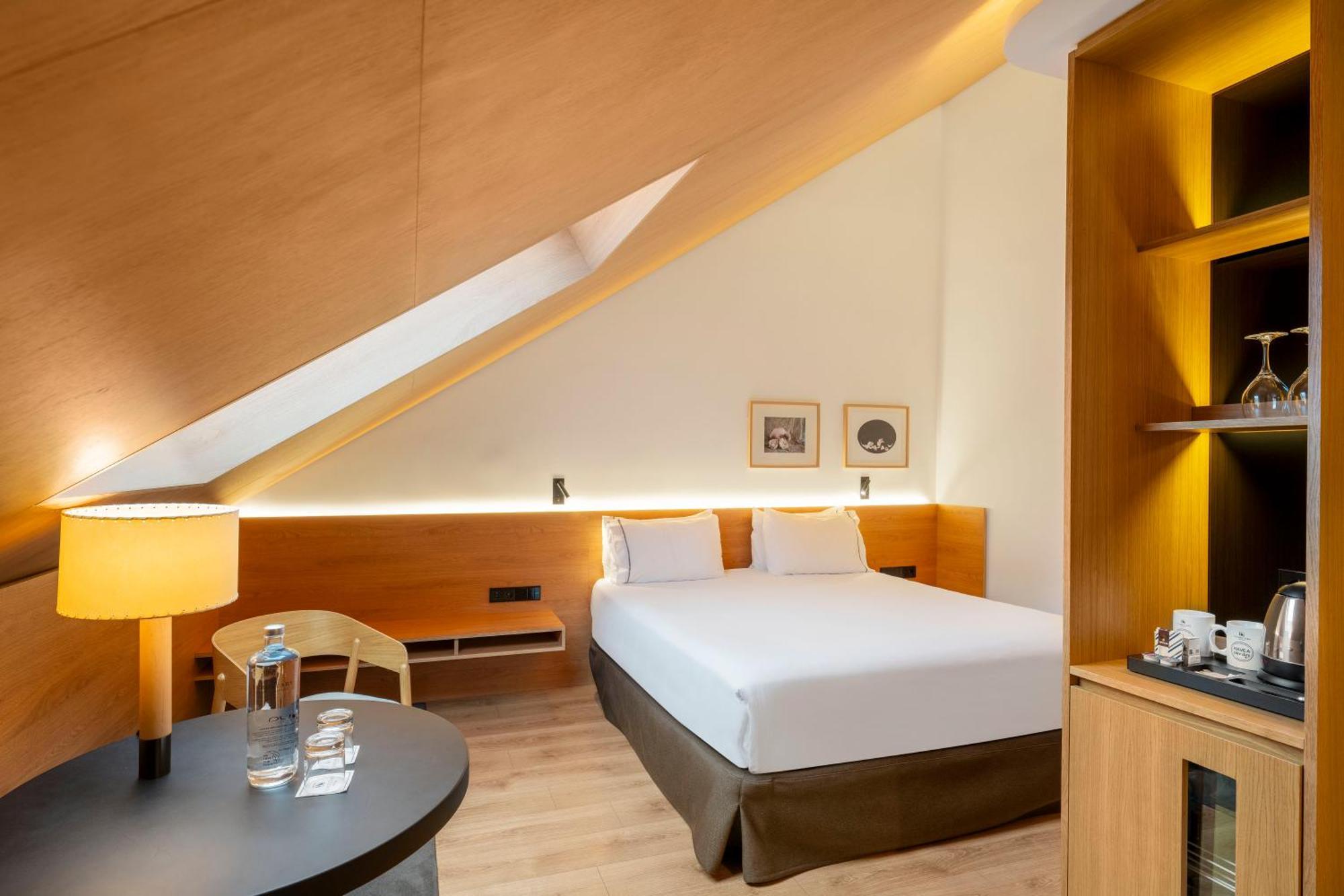Single Room,1653587884:JPEG