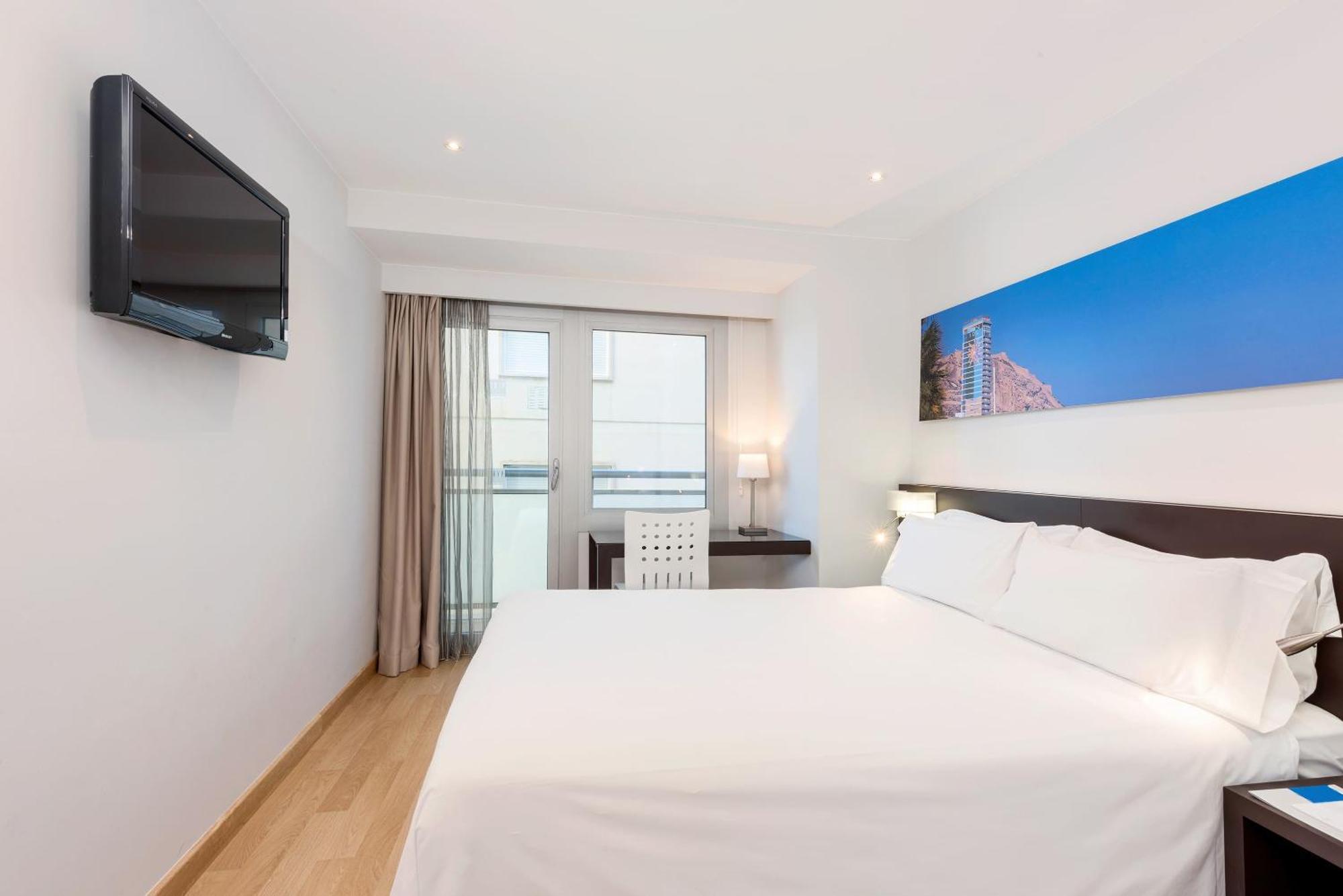 Standard Double Room,1771498327:JPEG